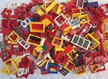   0,570 kg ömlesztett Lego ablak, ajtó, kerítés elem csomag (202)