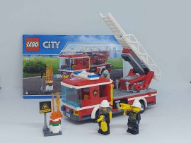 Lego City -  Létrás tűzoltóautó (60107) (katalógussal) 