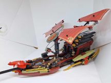   LEGO Ninjago -  Sors Adománya utolsó repülése 70738 (katalógussal)