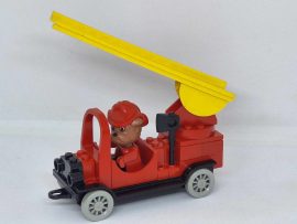 Lego Fabuland Tűzoltó autó figurával 3682-es szettből